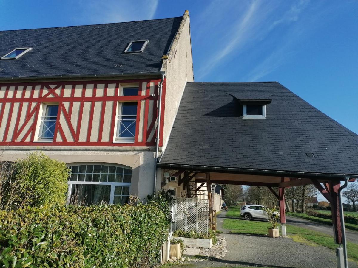 Nid De Pie Grand Duplex Lumineux Cadre Verdoyant Calme A 5 Mn De La Mer Pres Port En Bessin, Bayeux, Omaha Beach, Commes Εξωτερικό φωτογραφία