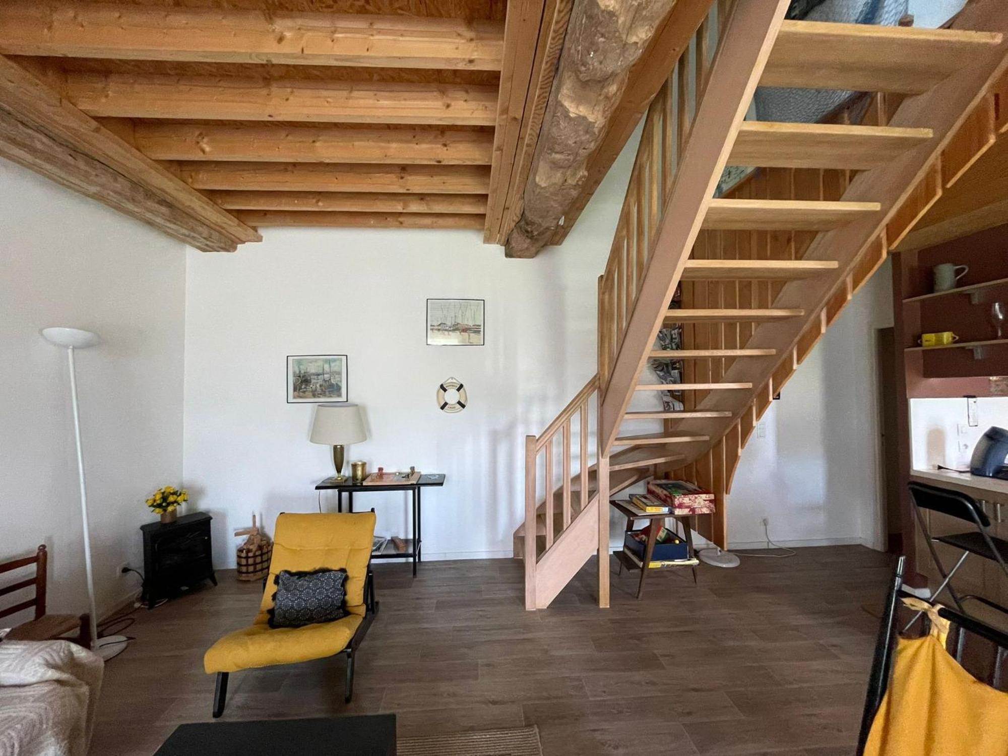 Nid De Pie Grand Duplex Lumineux Cadre Verdoyant Calme A 5 Mn De La Mer Pres Port En Bessin, Bayeux, Omaha Beach, Commes Εξωτερικό φωτογραφία